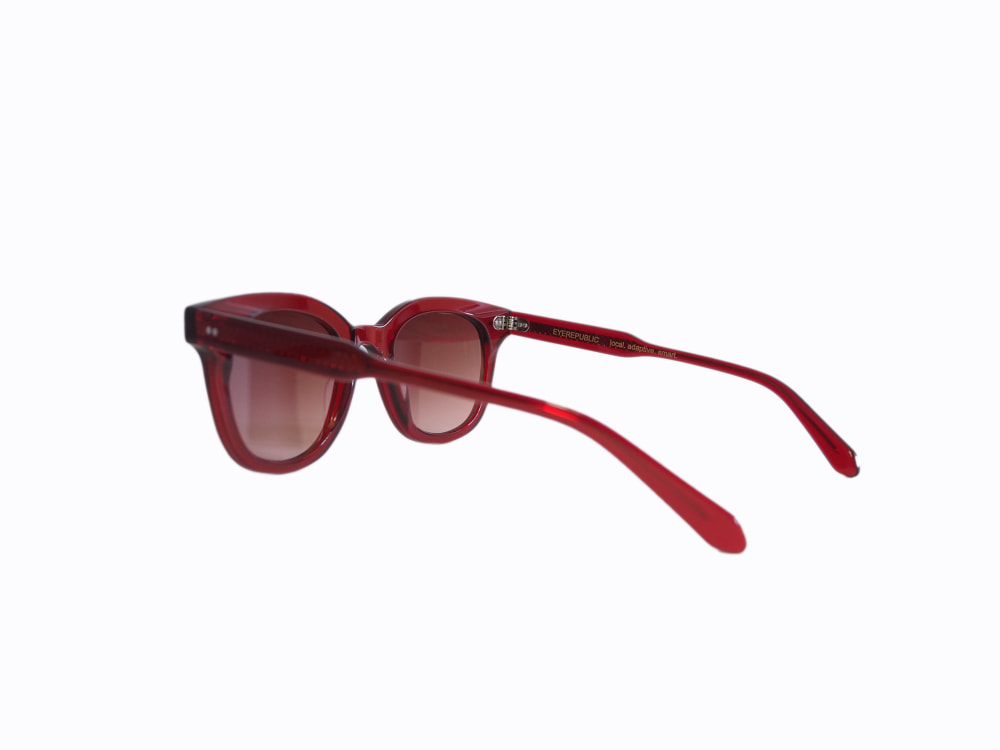 EYEREPUBLIC №70 pinot noir EYEREPUBLIC №70 pinot noir