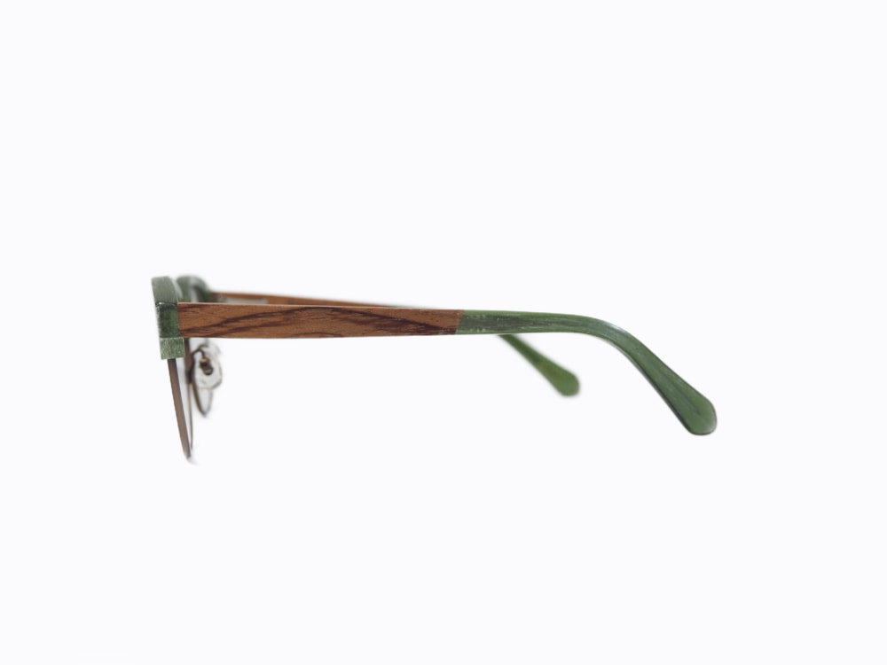 SPUNKY STUDIO TEDDY 8 Green wood SPUNKY STUDIO TEDDY 8 Green wood