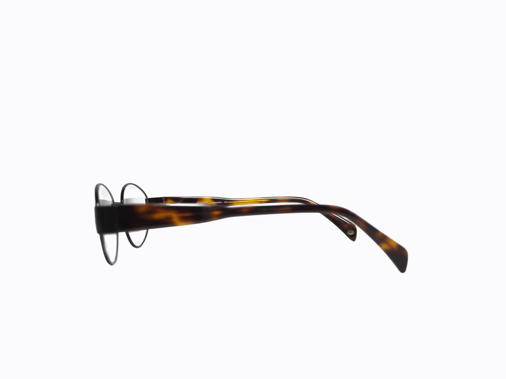 NICOLETA BUCHE 32025 NICOLETA BUCHE 32025