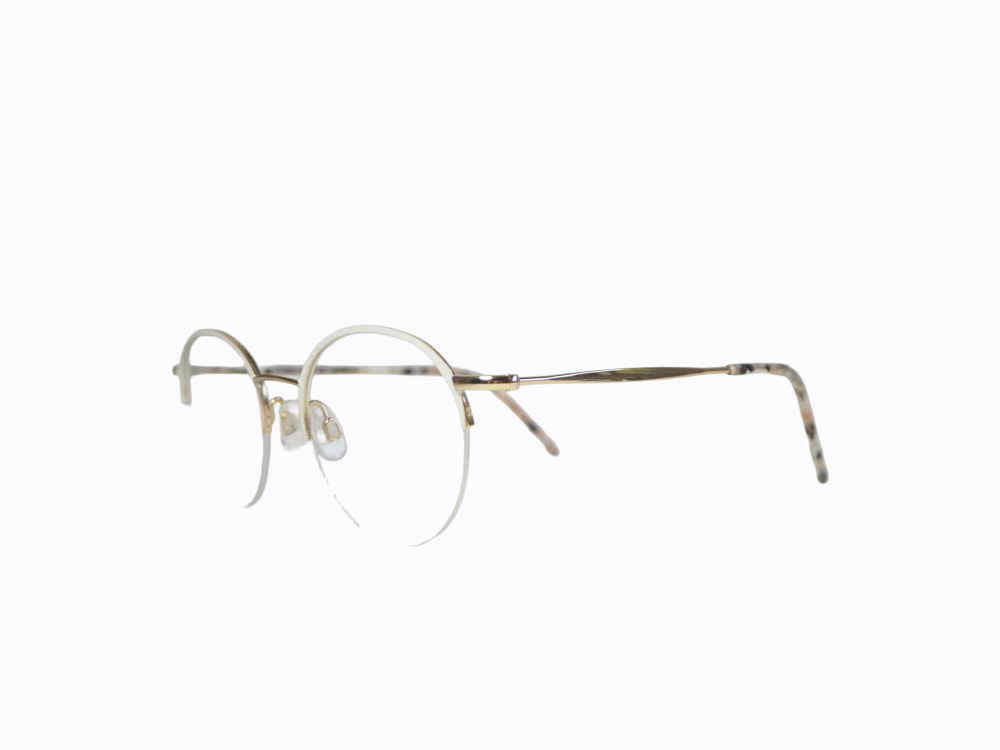 NICOLETA BUCHE 10742 NICOLETA BUCHE 10742